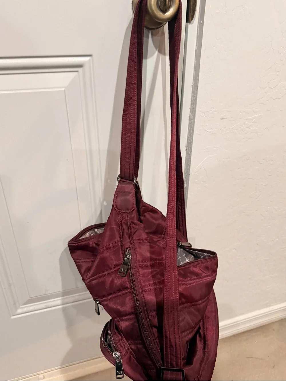 lug zipliner convertible