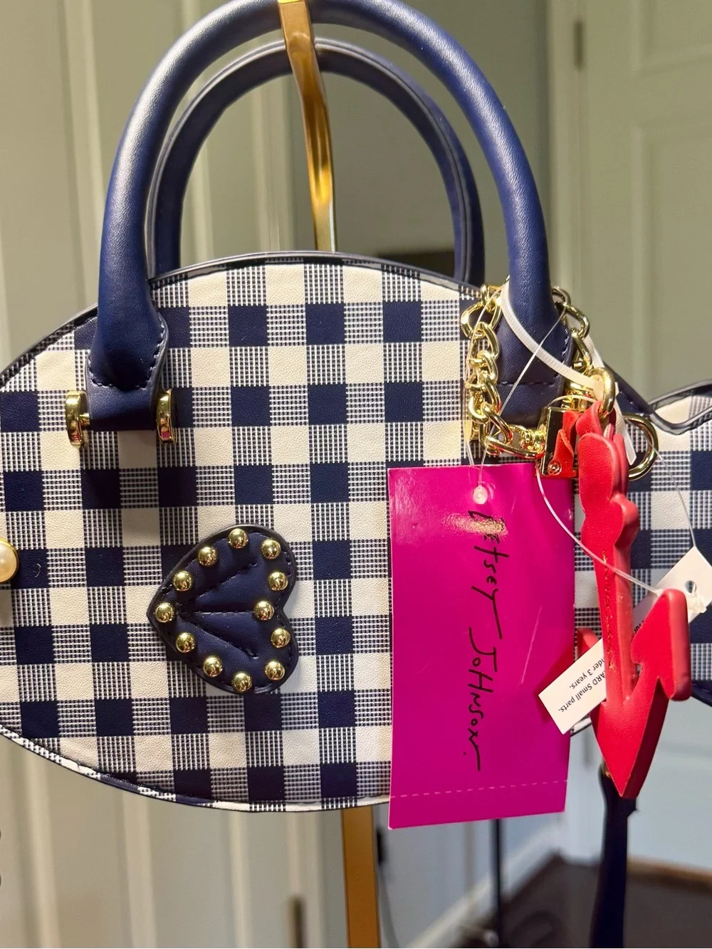 Betsey Johnson chain crafted design