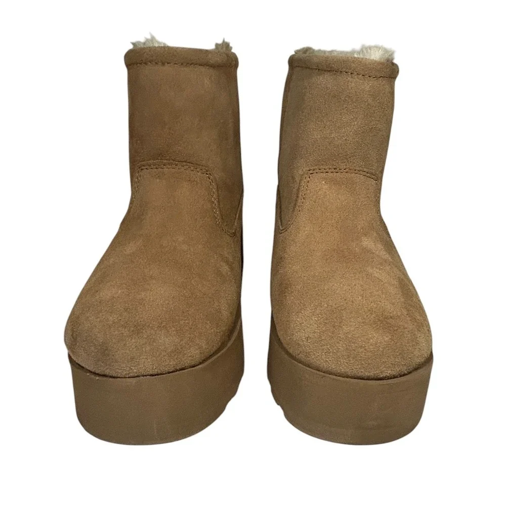 Unbranded platform ankle