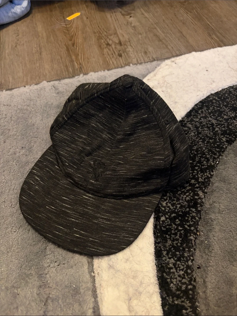 Express versatile black