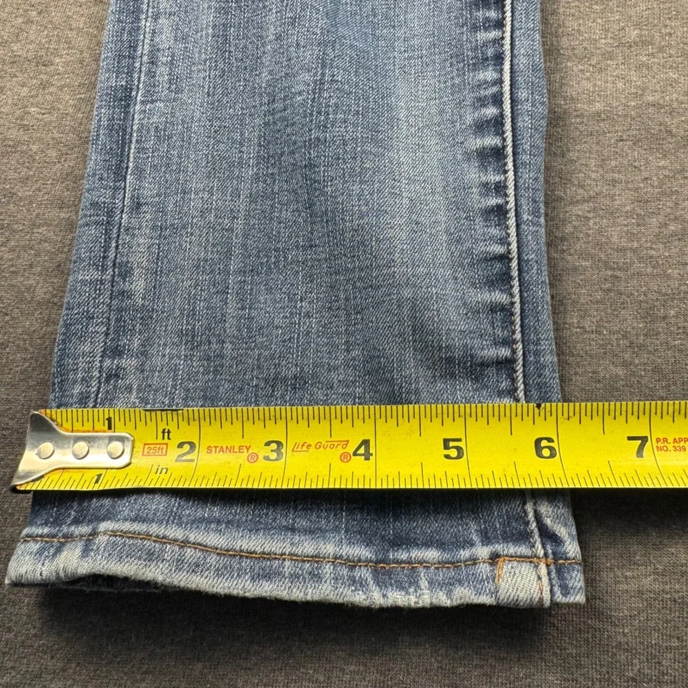American Eagle Outfitters discover your