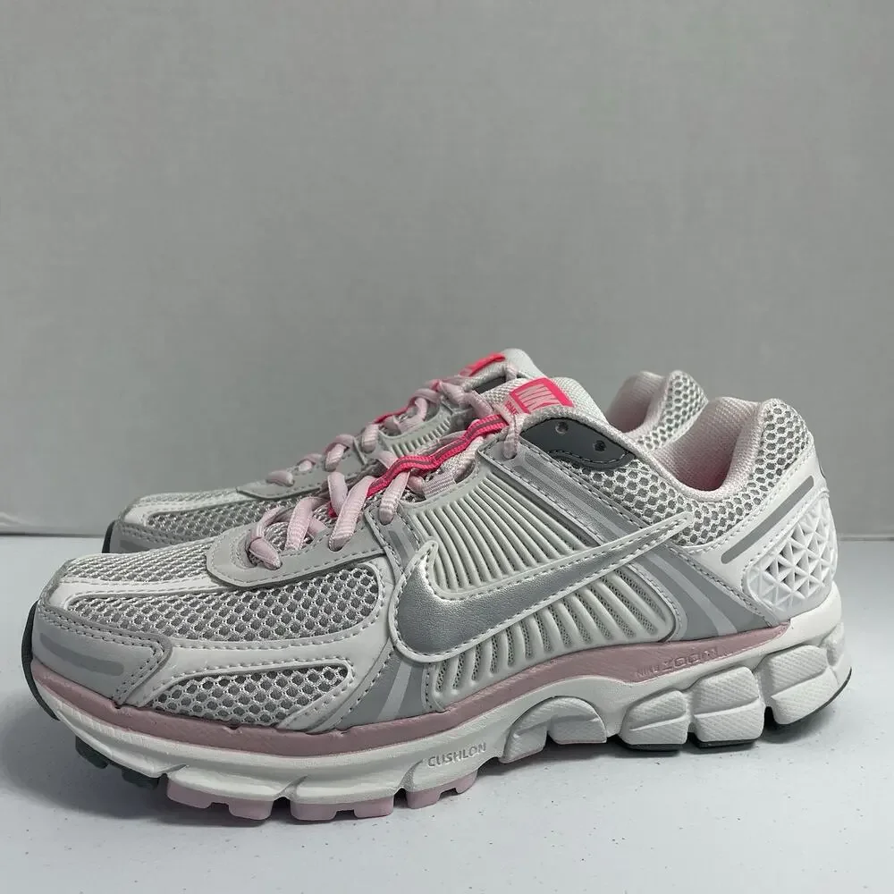 Nike Air Zoom Vomero 5 520 Pack Pink Foam FN3695 001 Size 8 Women Mesh Runner