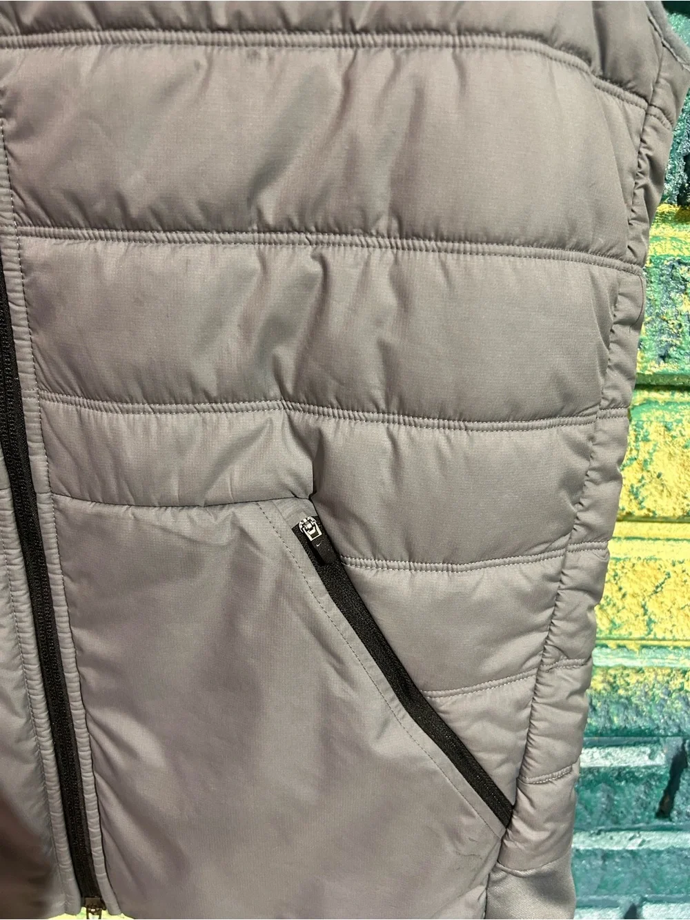 Nike vivid lining zippered