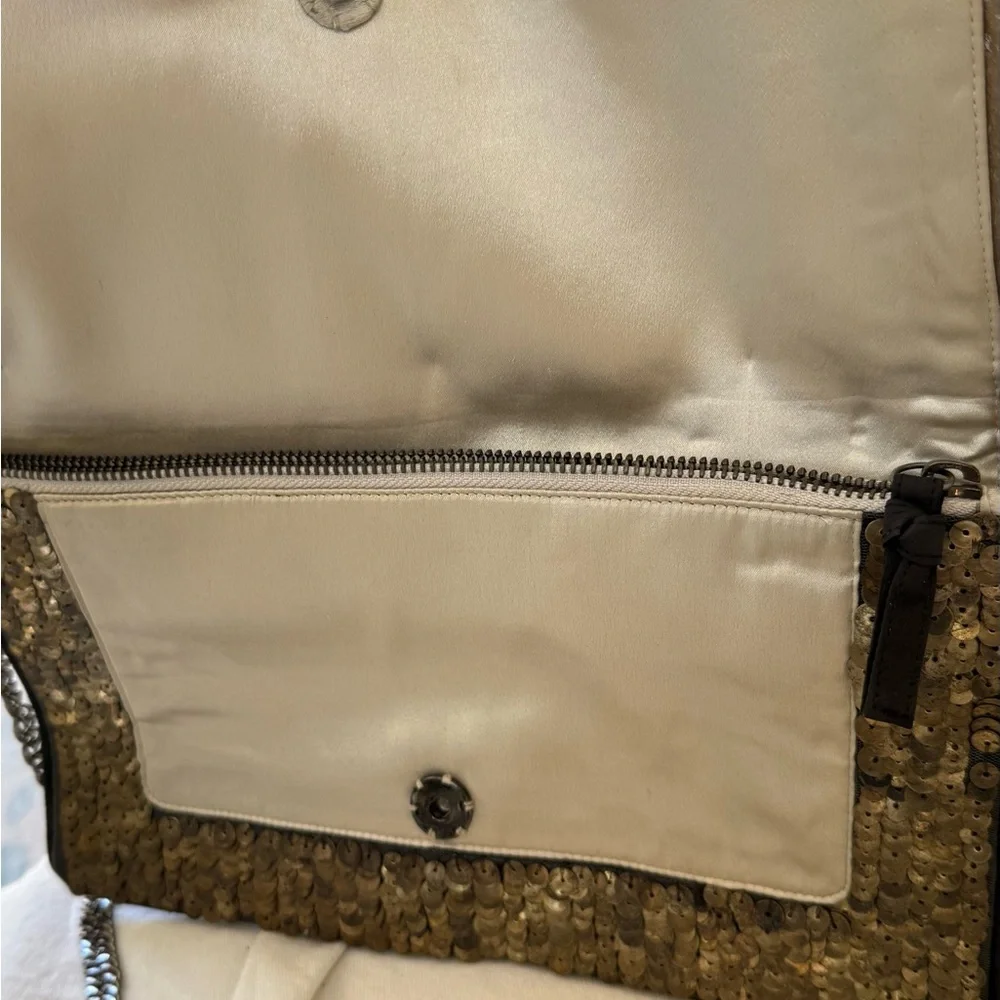Hoss Intropia shimmering brown