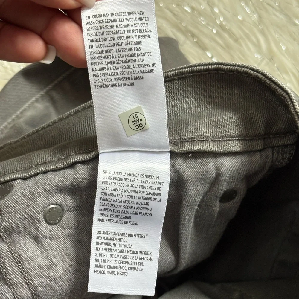 American Eagle Outfitters stylish gray