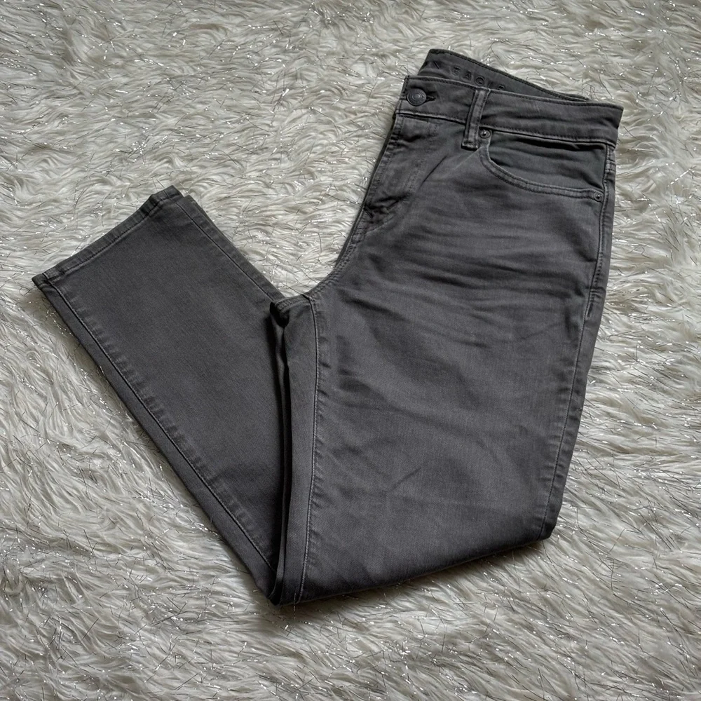 American Eagle Outfitters stylish gray