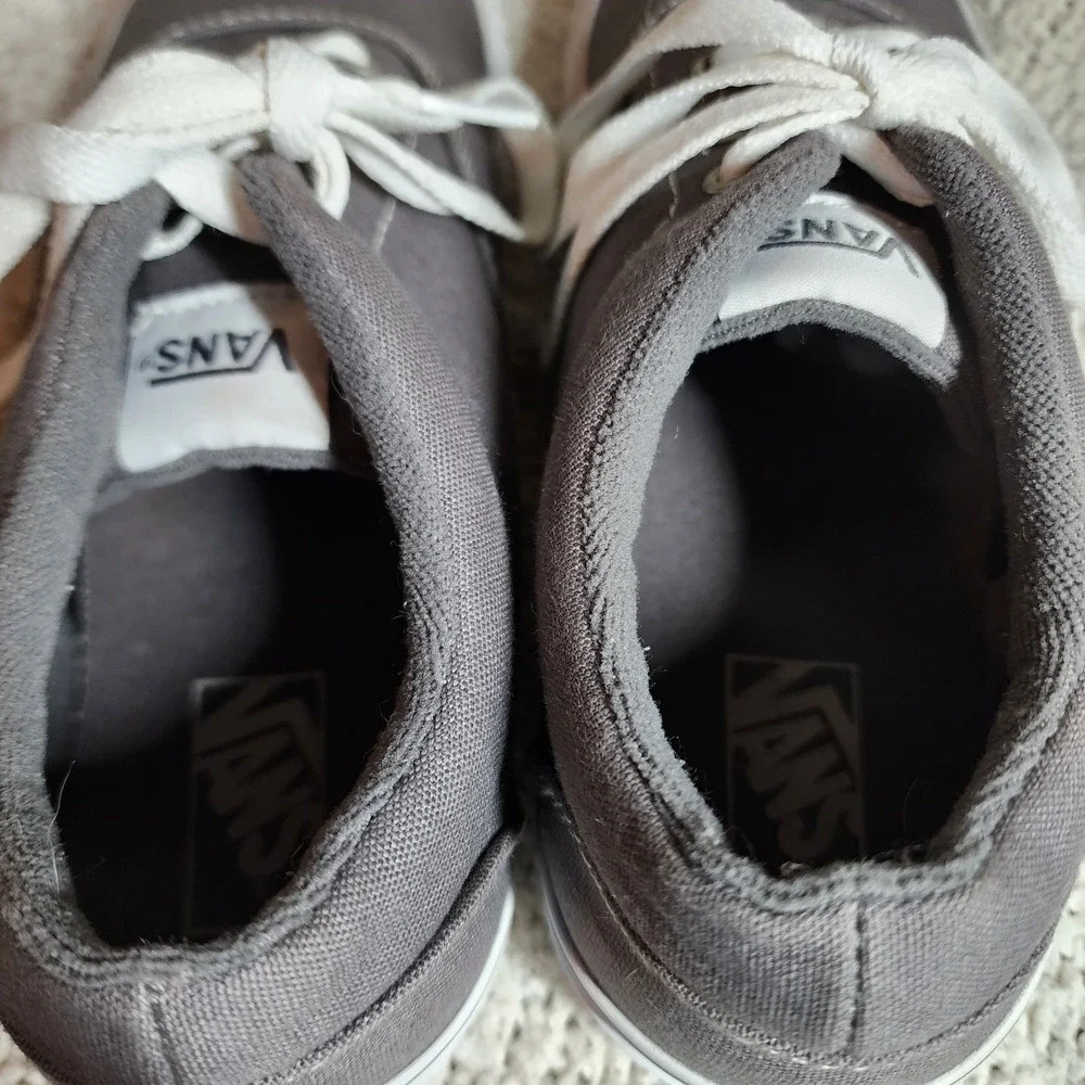 VANS  Pewter Gray Canvas Sneakers Shoes Youth Size 5 Lace Up Comfort