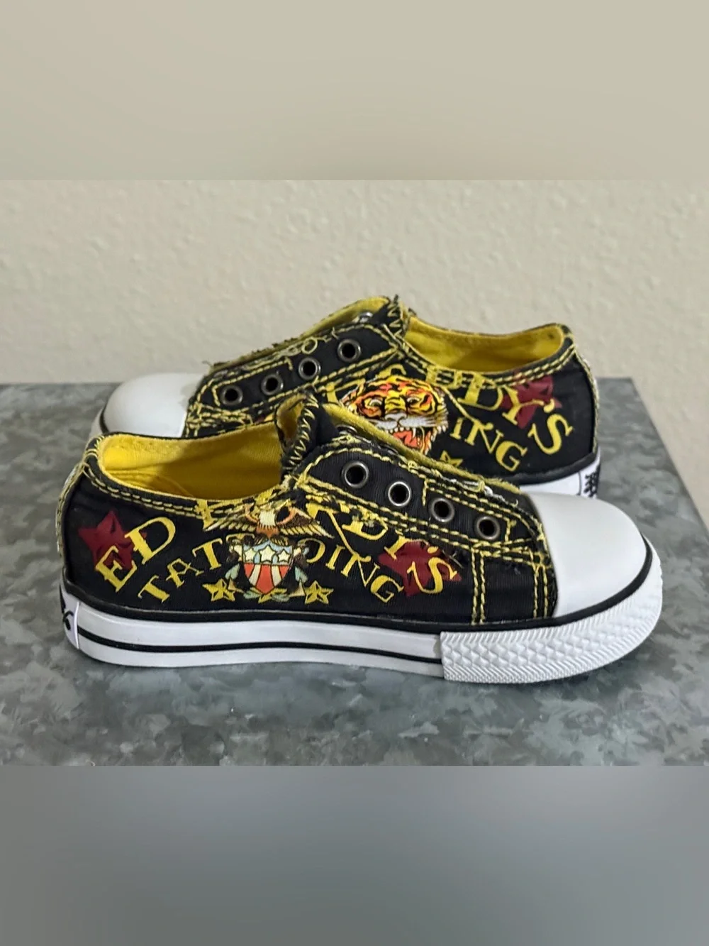 Ed Hardy kids slip