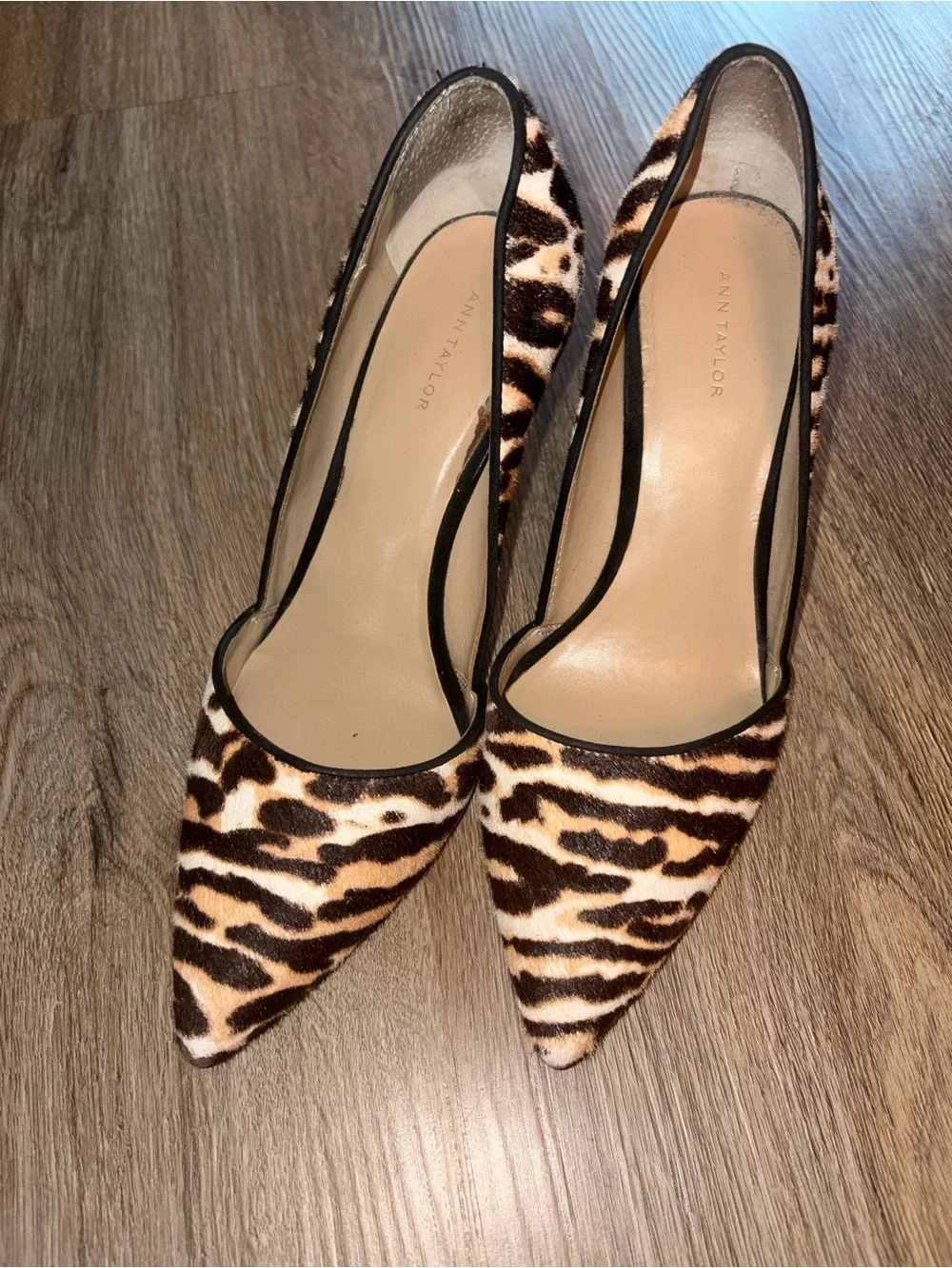 Ann Taylor Leopard-Print Pointed Toe Pumps in Brown and Black