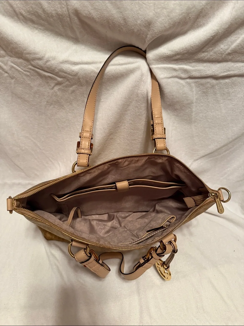 Michael Kors spacious michael