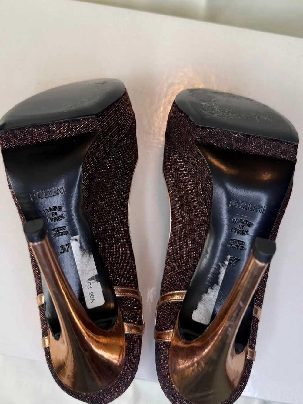Pollini peep toe