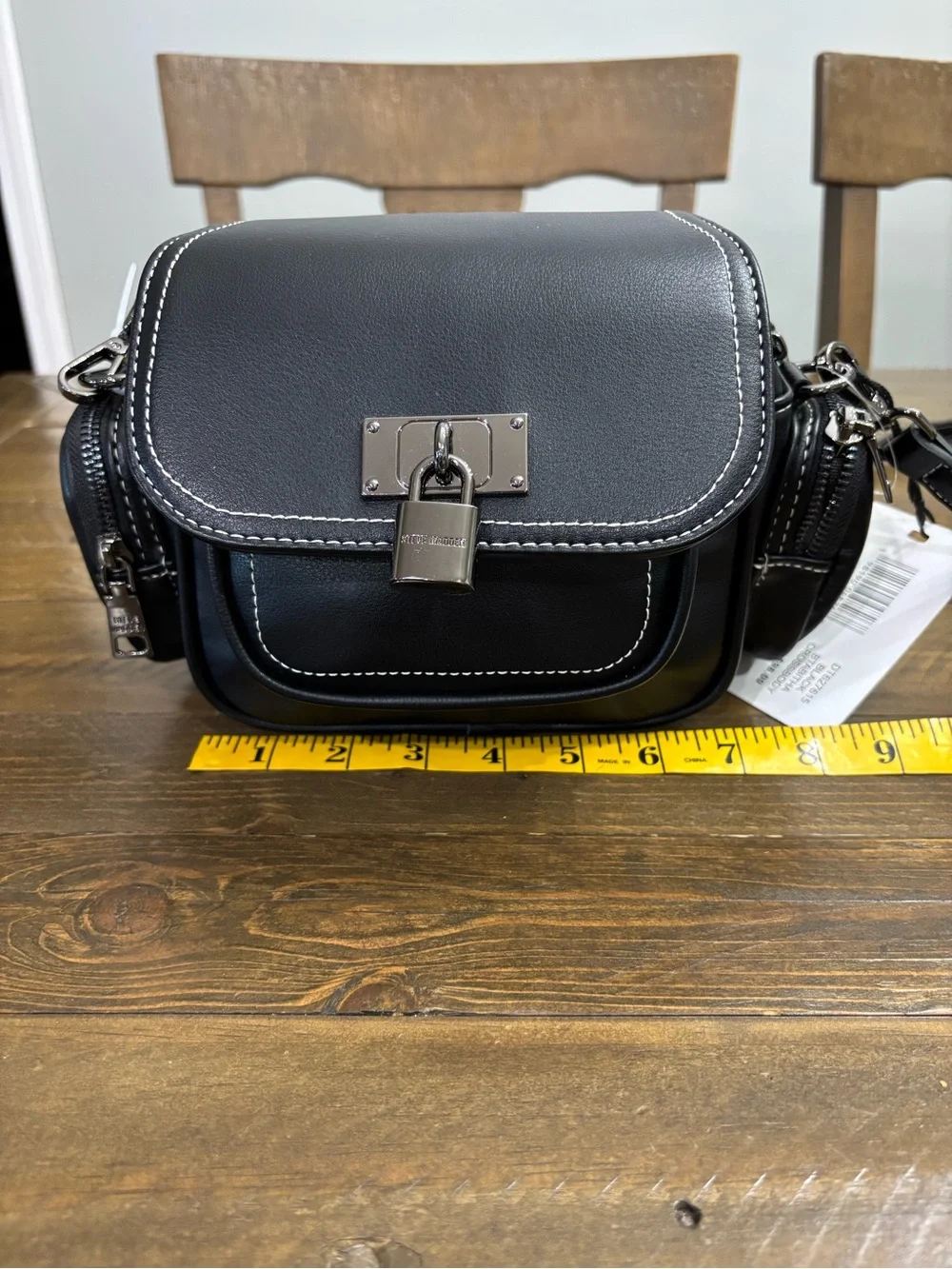 Steve Madden compact leather