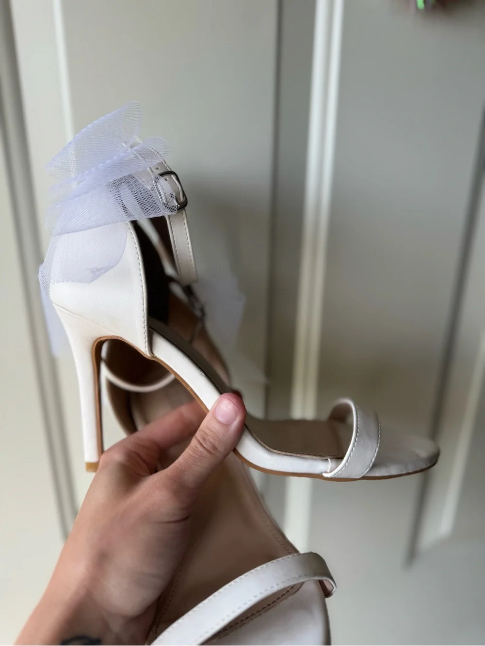 N/A chic white
