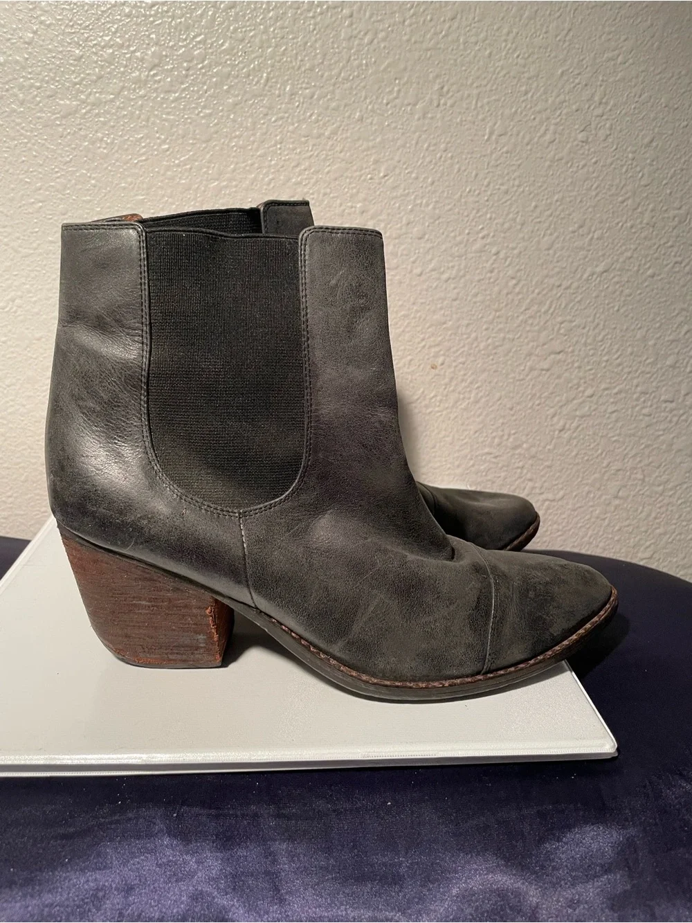 Jeffrey Campbell jeffrey campbell