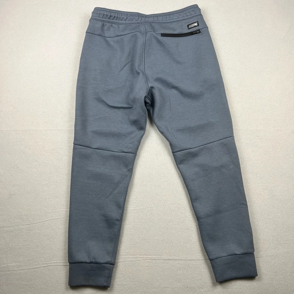 American Eagle Outfitters excellent no