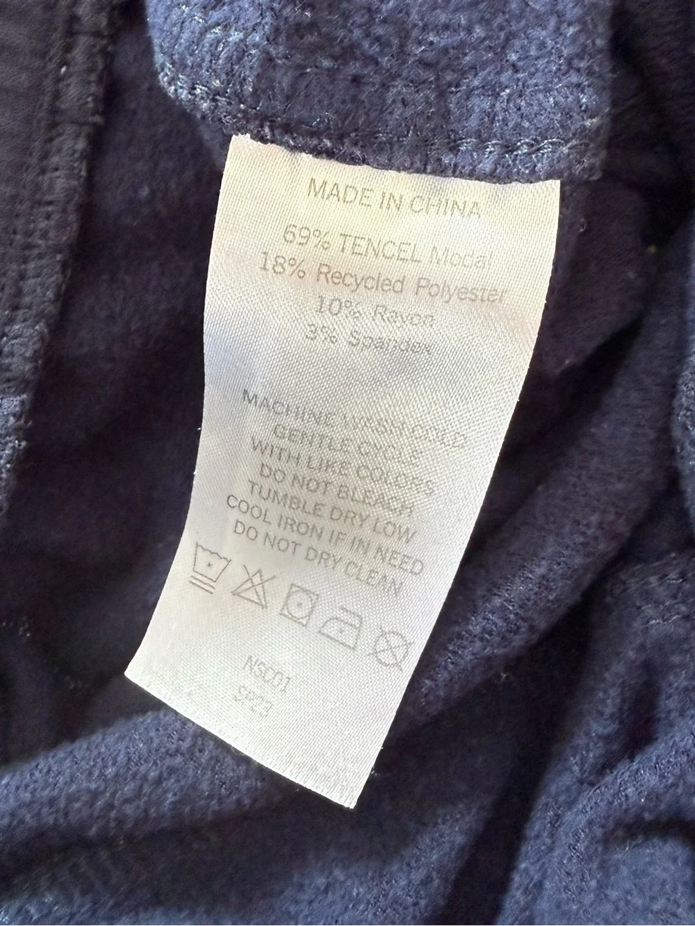 Quince joggers navy