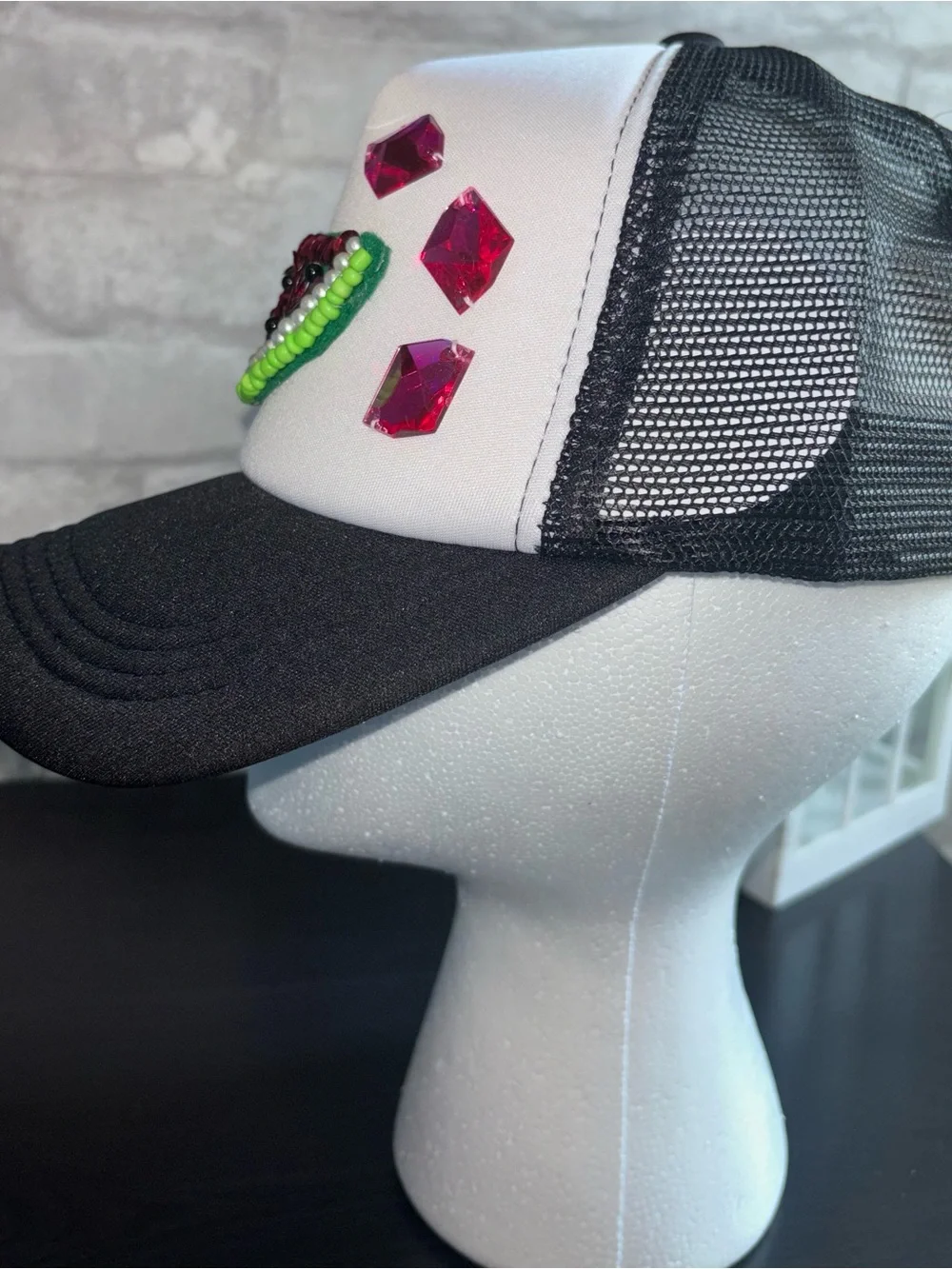 N/A detail brim
