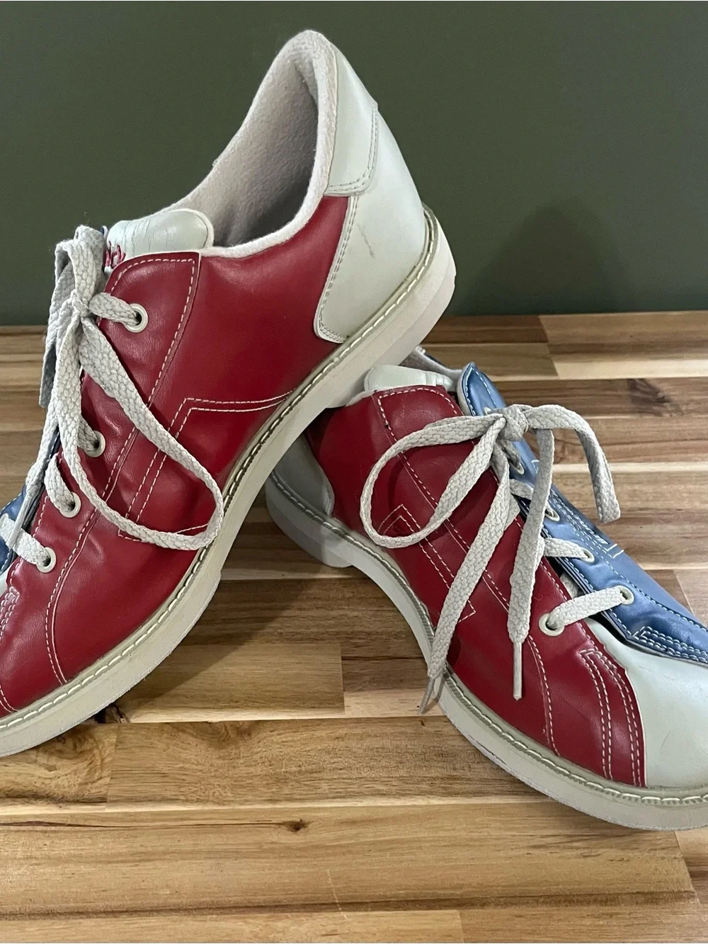 Men’s Tri-Color Leather Bowling Shoes - Red Blue White