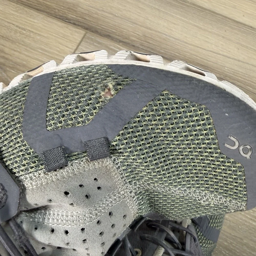 Oncept some holes