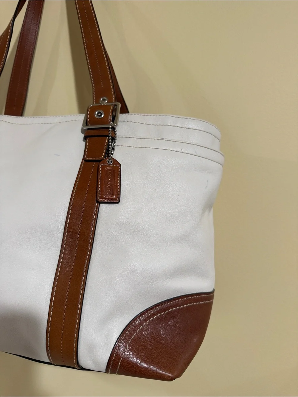 Coach pre loved