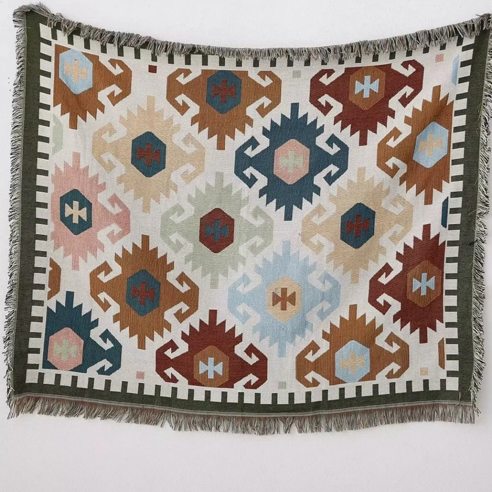 N/A stylish throw