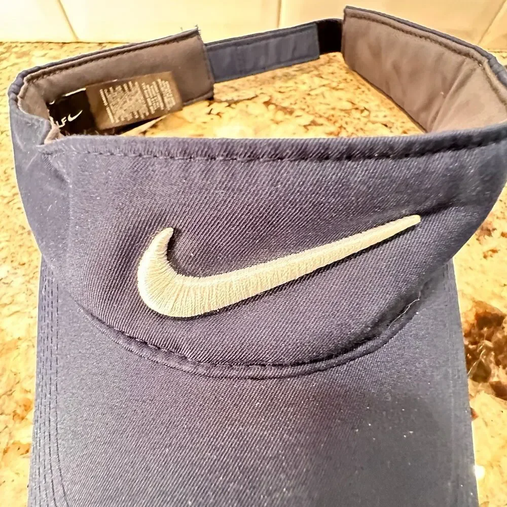 Nike visor golf