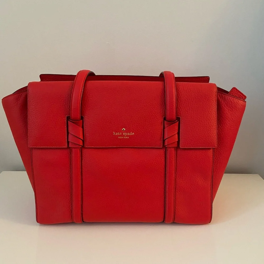 kate spade this stunning