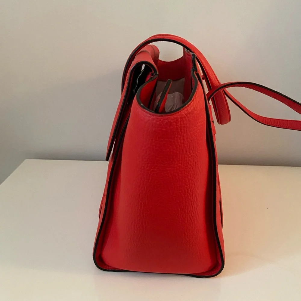 kate spade this stunning