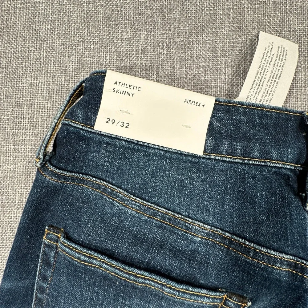 American Eagle Outfitters measurements waist