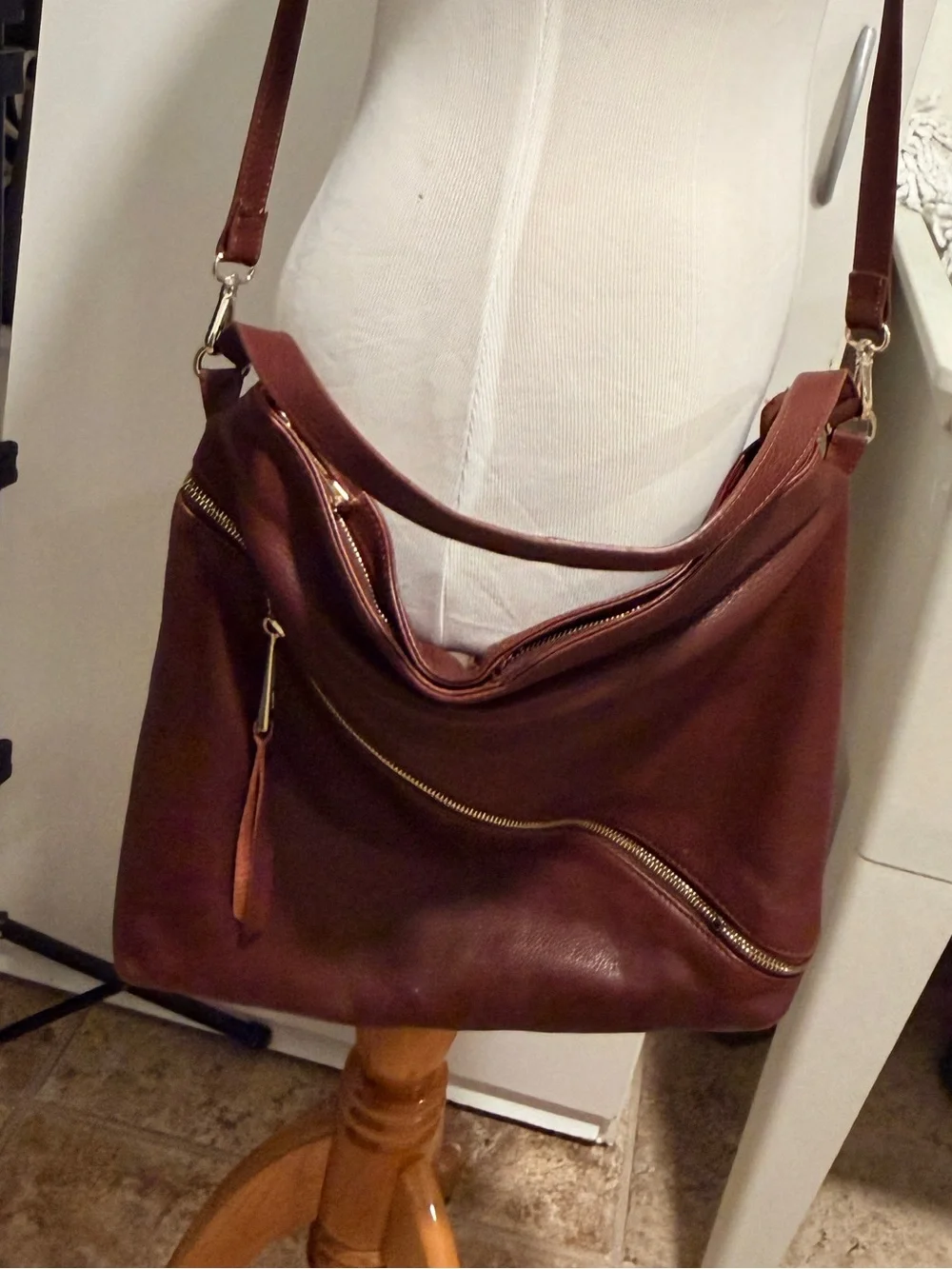 Kelsi Dagger soft burgundy
