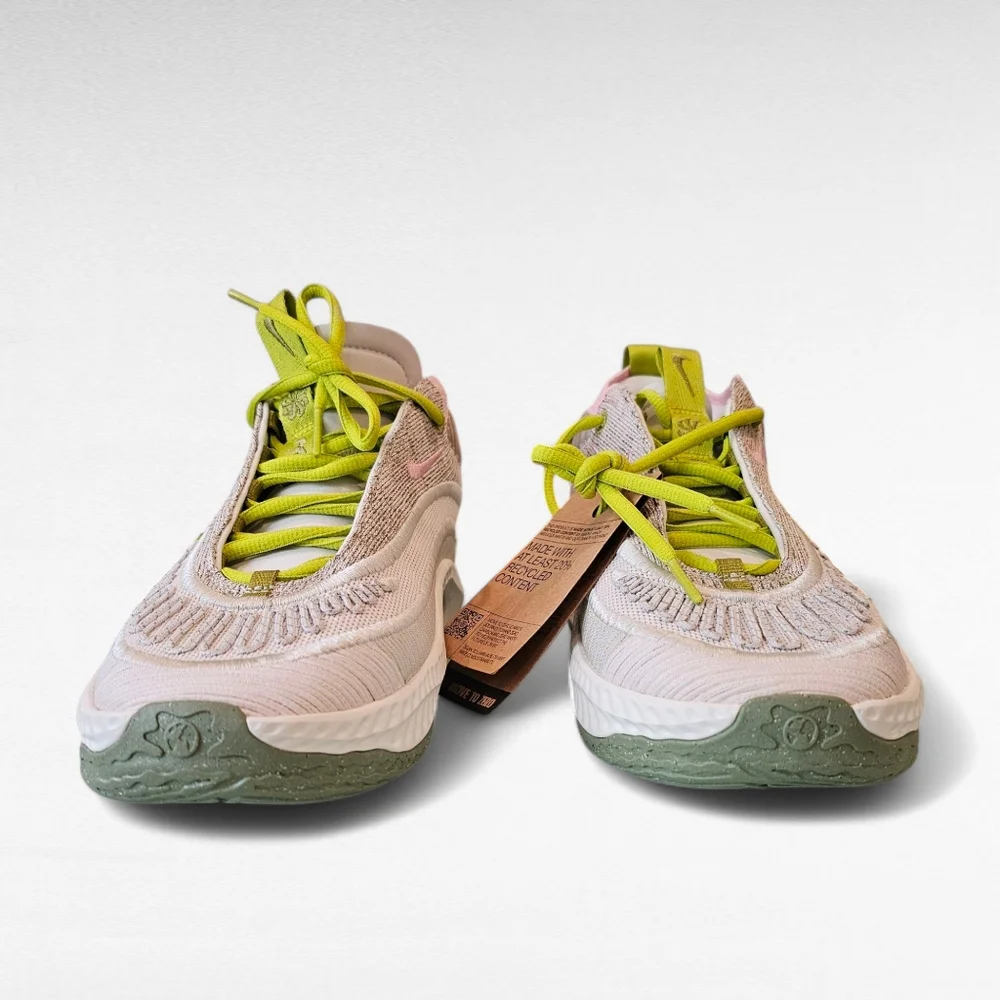 Nike cosmic unity
