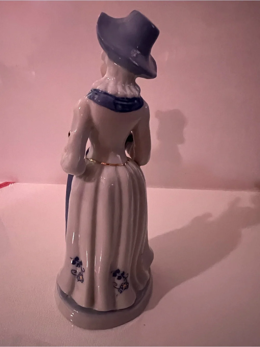 N/A elegant porcelain