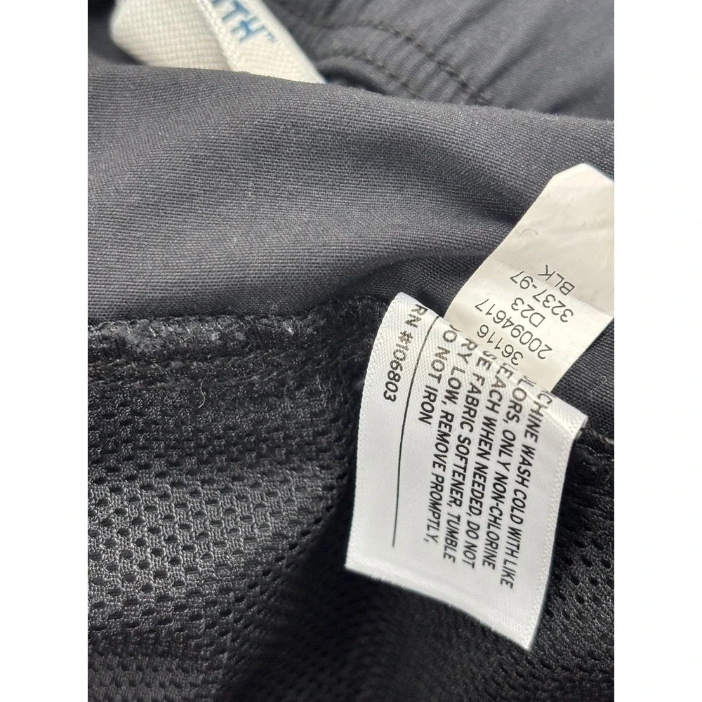 Duluth Trading Co brand duluth