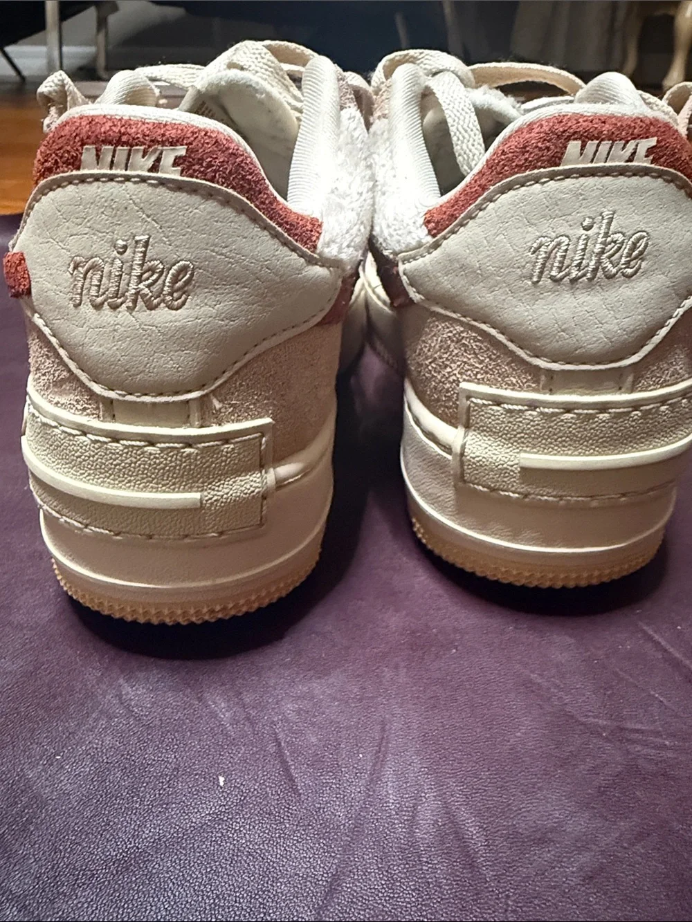 Nike low top