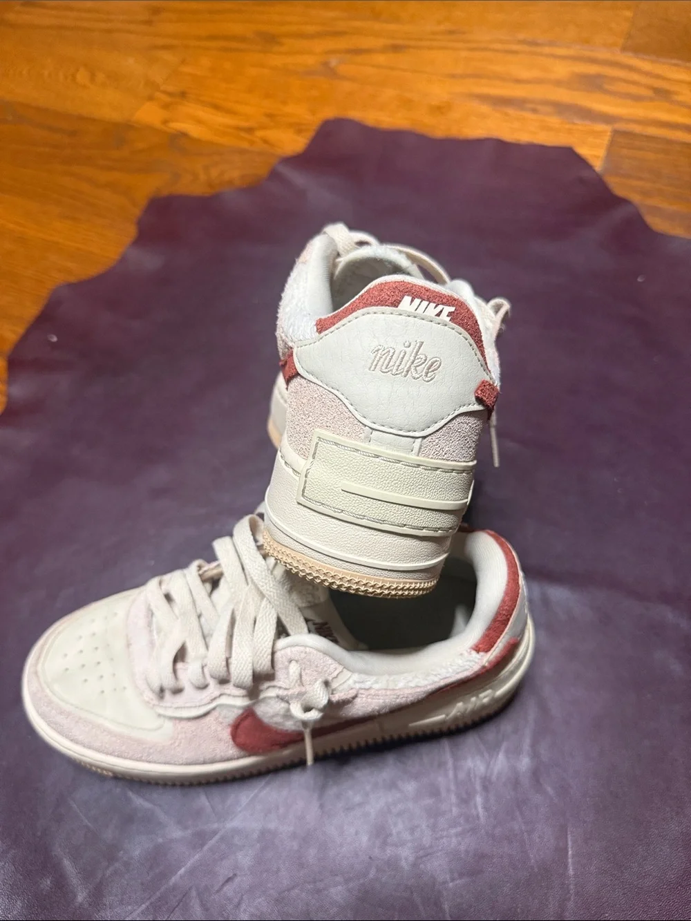 Nike low top