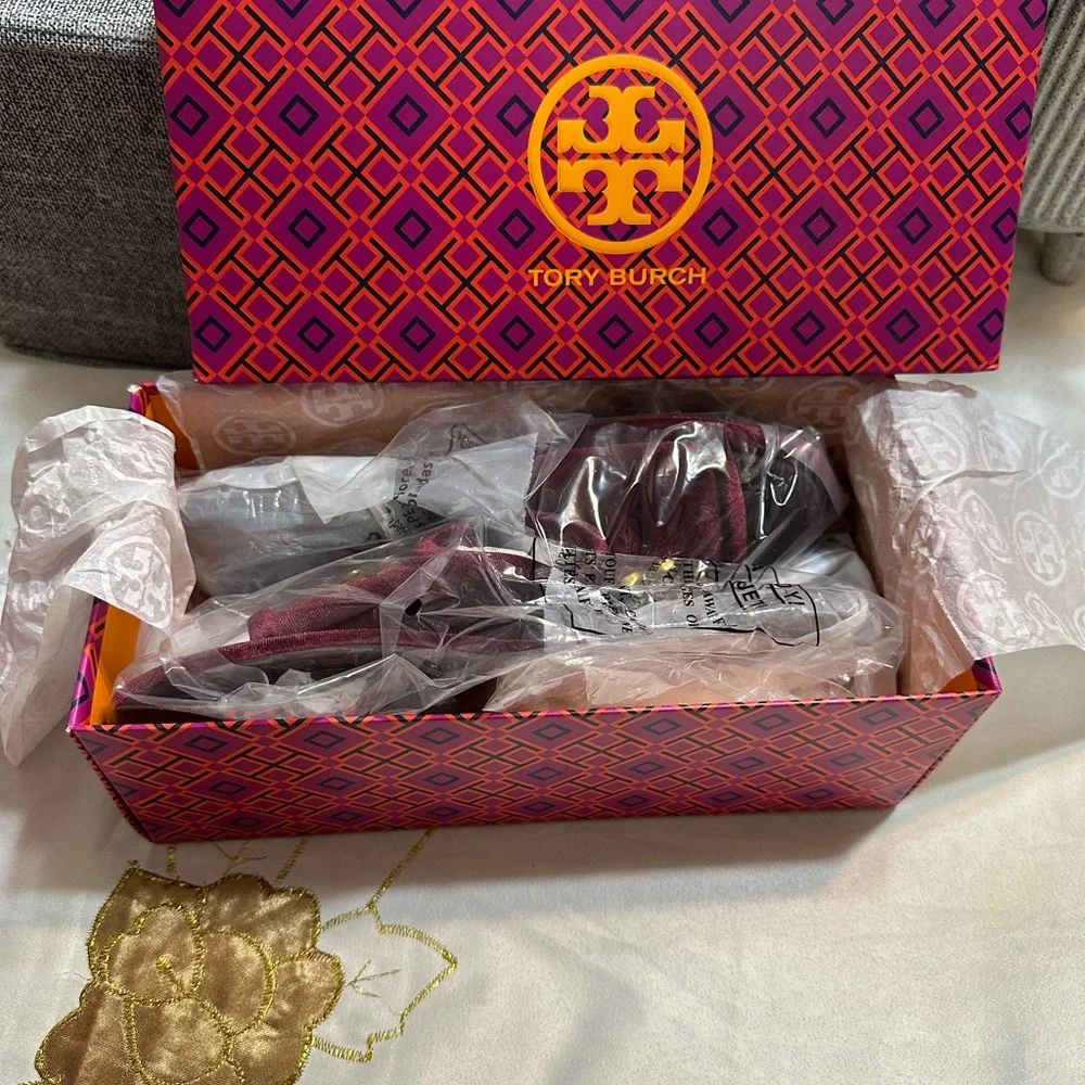 Tory Burch such lovely