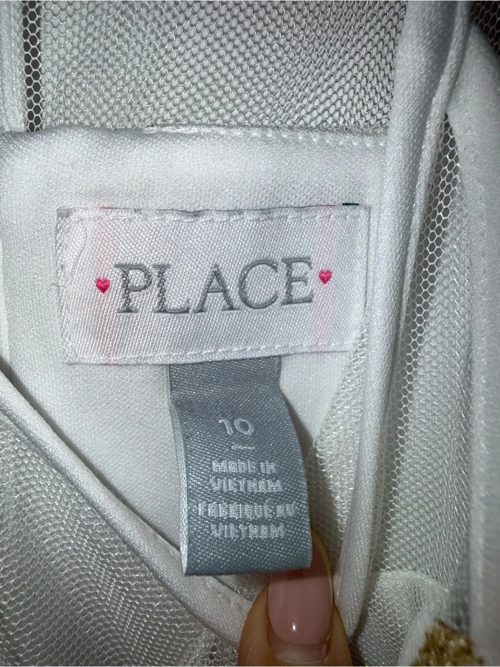 Place elegant white