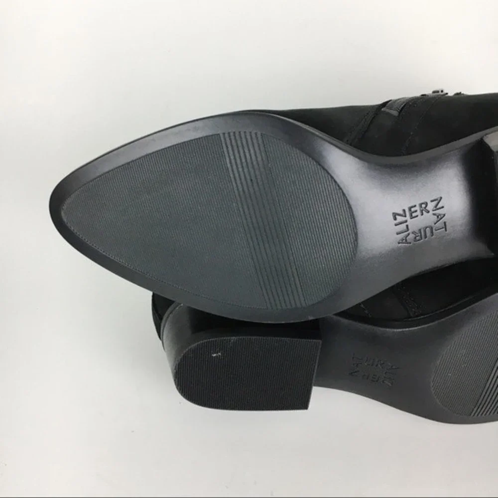 Naturalizer black nubuck
