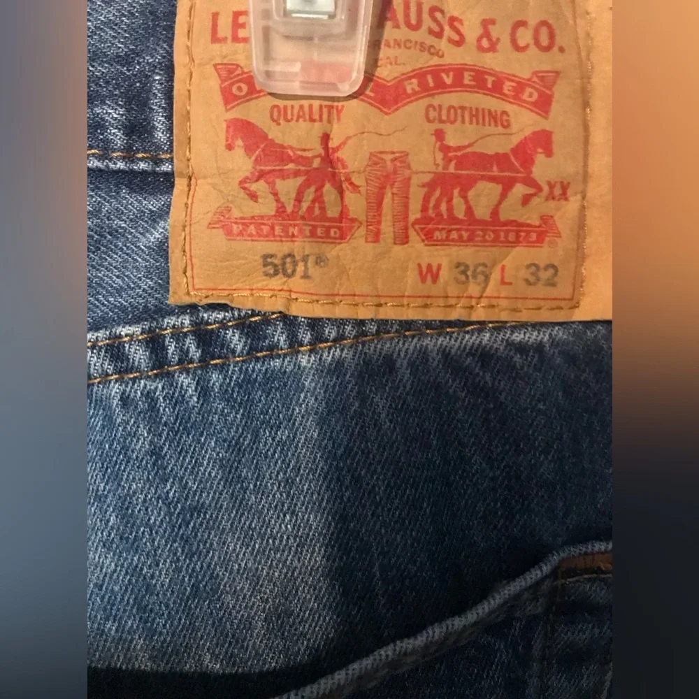 Levis preowned jeans