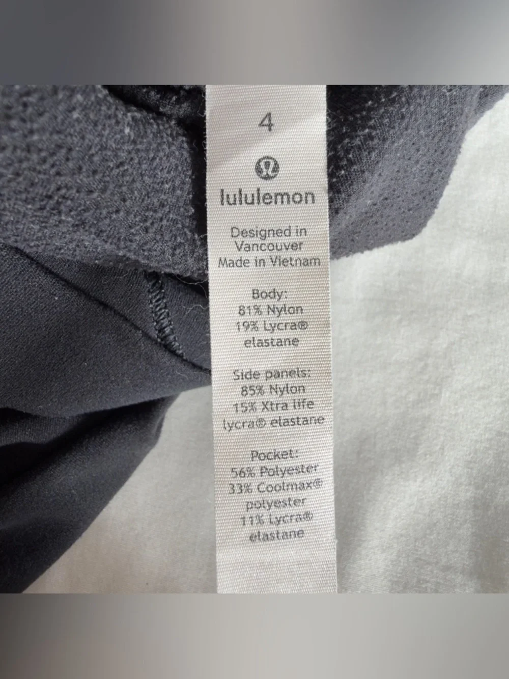 lululemon athletica sleek black