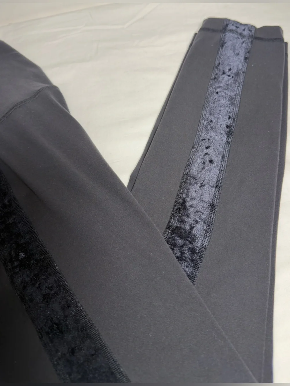 lululemon athletica sleek black