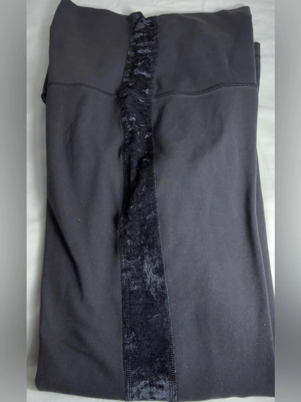 lululemon athletica sleek black