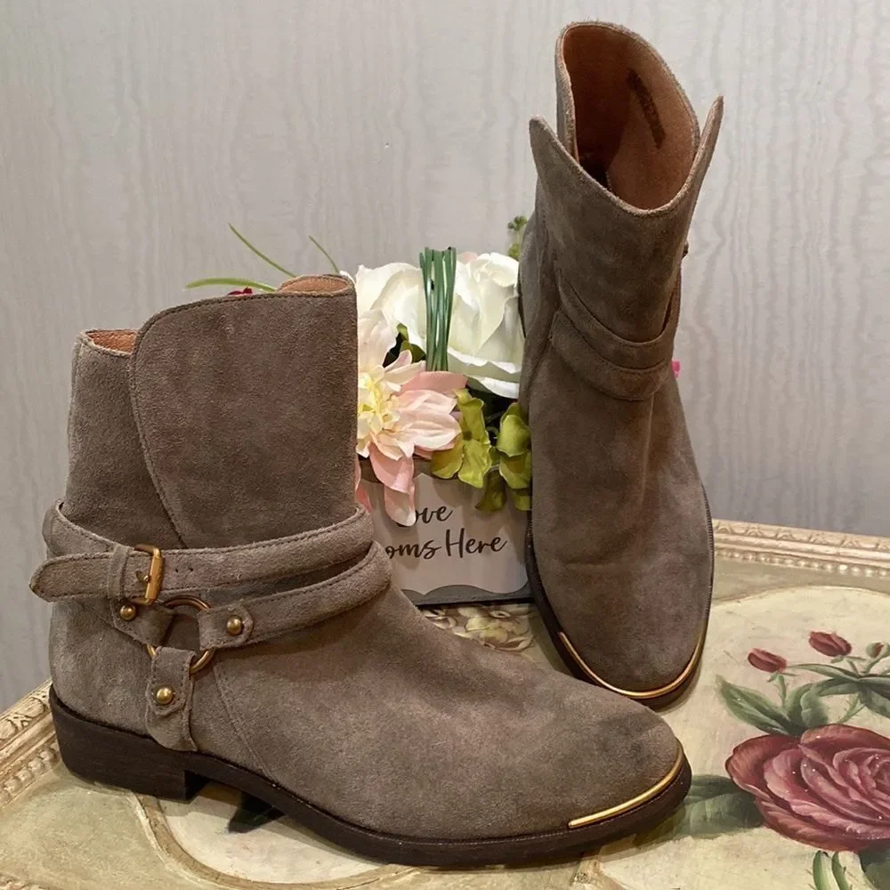 UGG kelby harness
