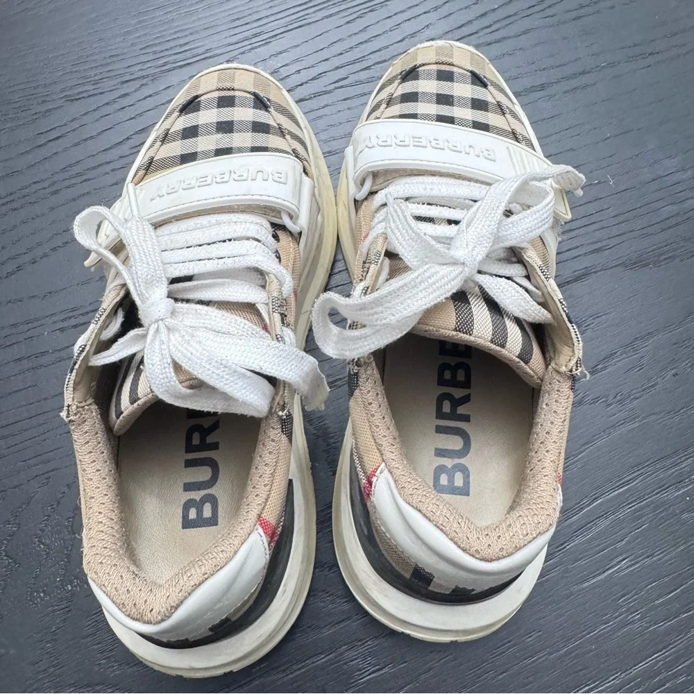 Burberry women’s regis