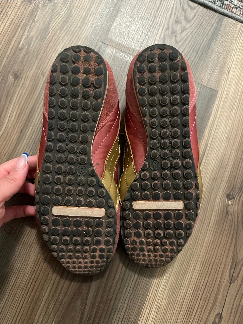 Champion casual coral
