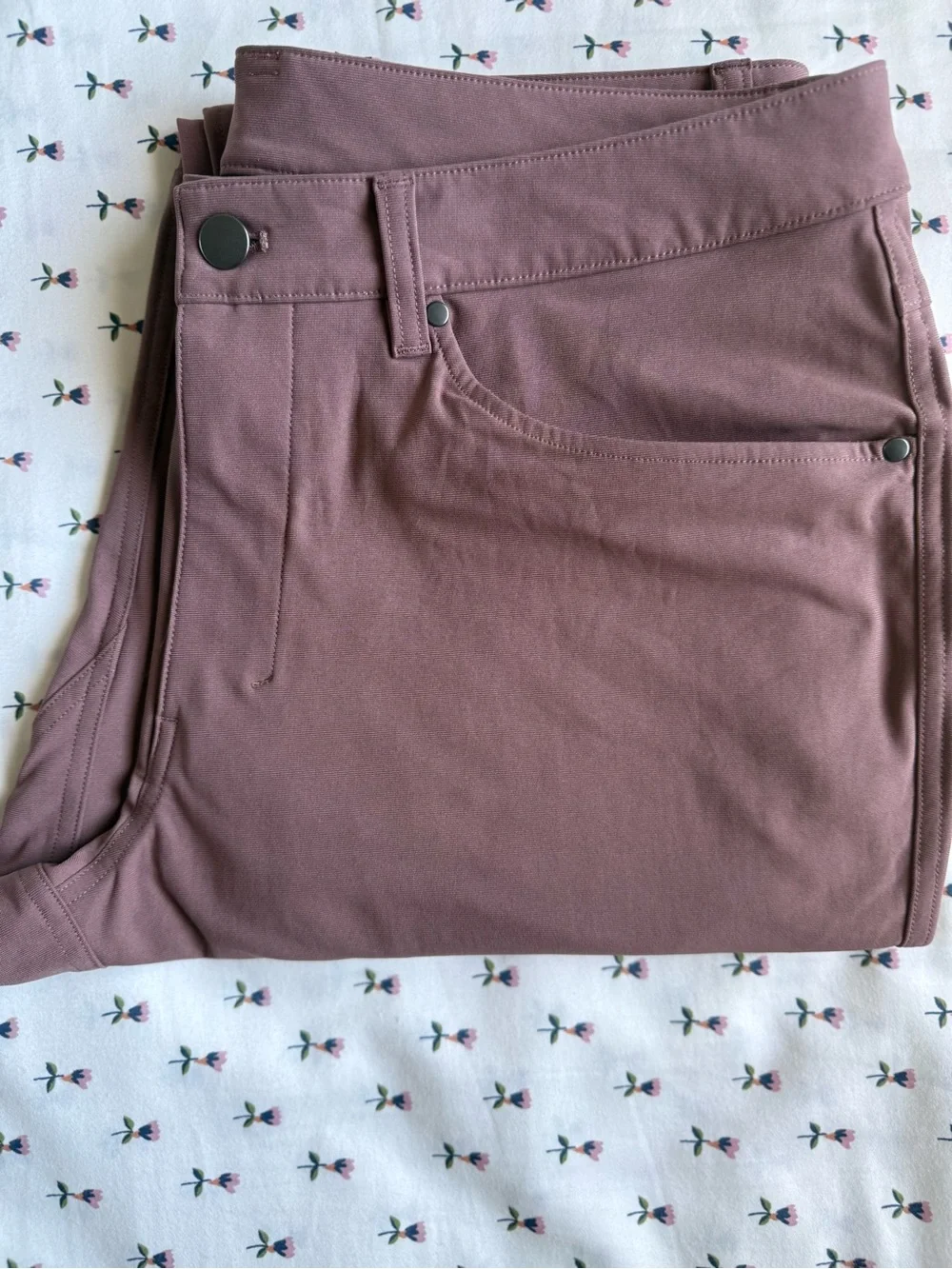 lululemon athletica modern slim