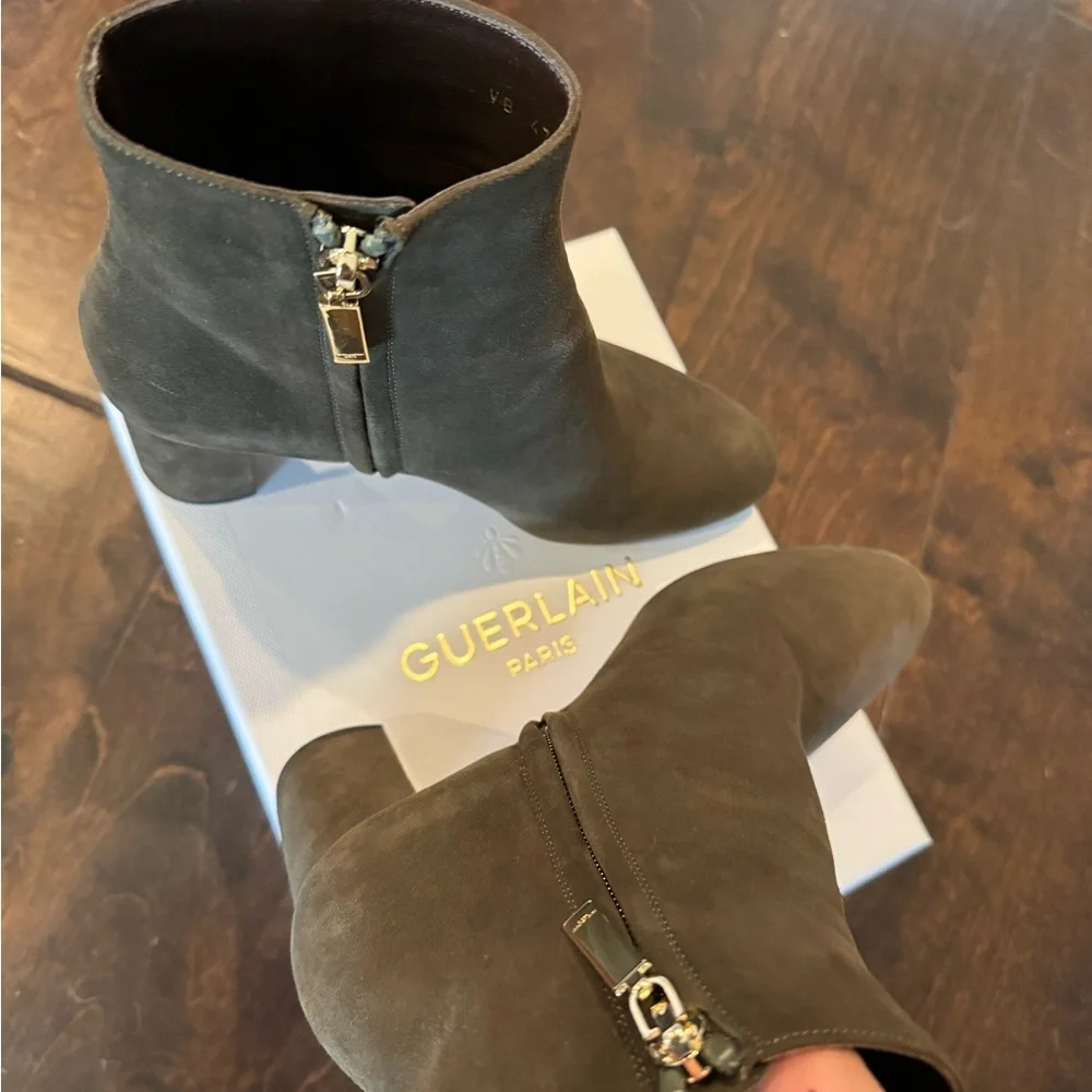 Yves Saint Laurent excellent worn