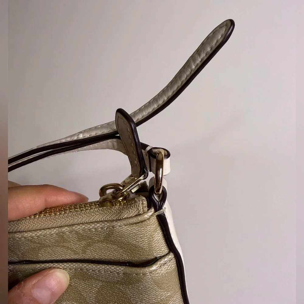Coach beige tan