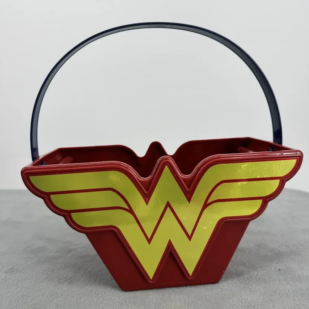 Wonder Woman DC Red Gift Easter Candy Basket Halloween Plastic Treat Pail Handle