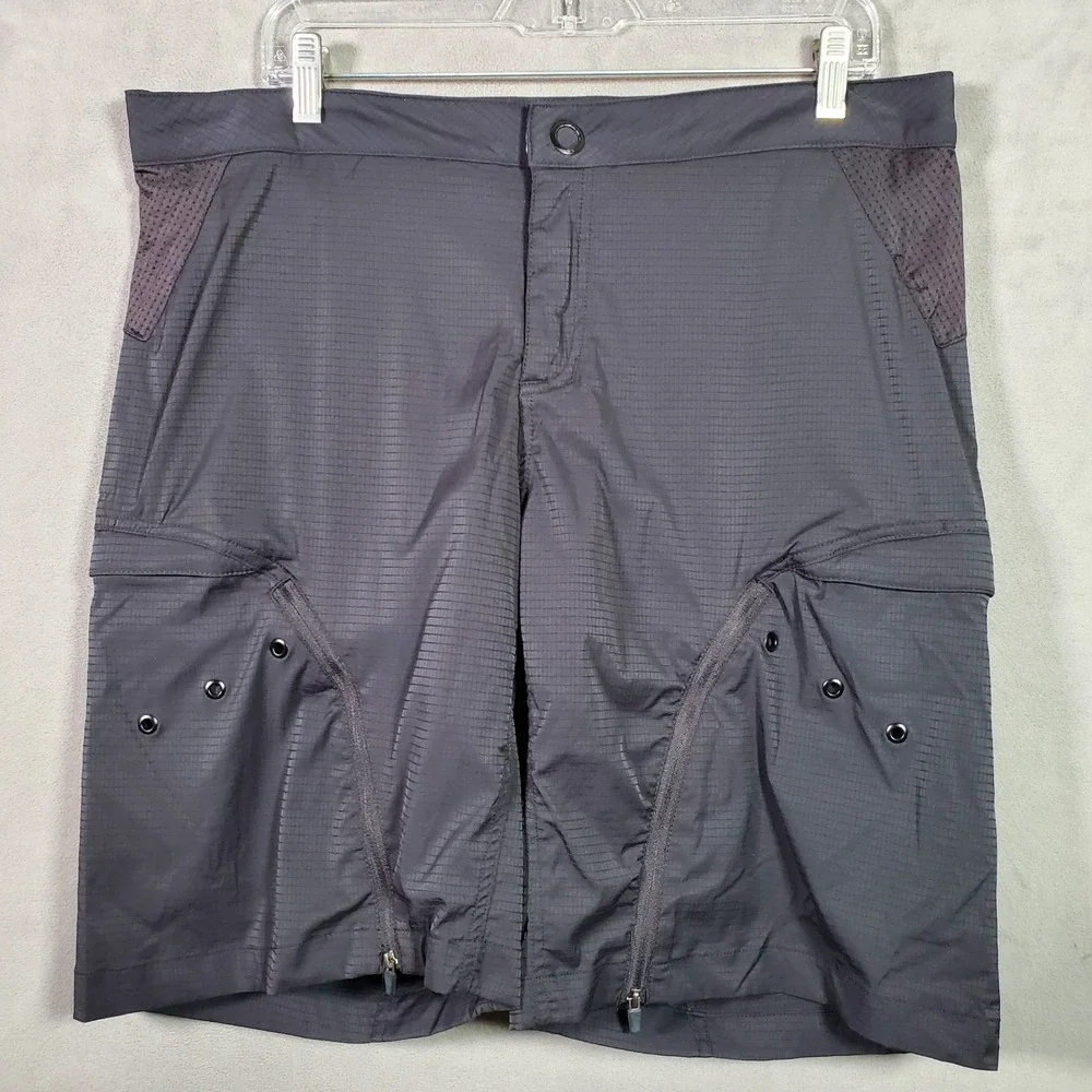 Oakley‎ Cargo Cycling Shorts Mens L Gray Padded Performance MTB Gorpcore Y2K VTG